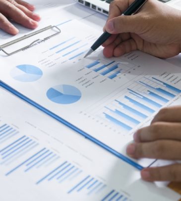 Controles Financeiros (Nível Avançado)